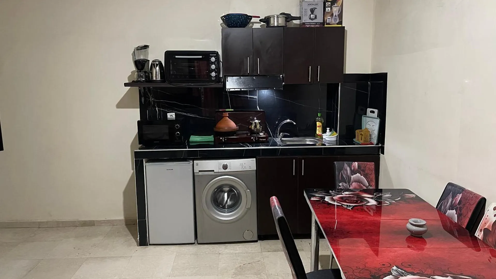 Apartamento 1Er Etage Numero 5 Avec Balcon Pour Famille Marraquexe